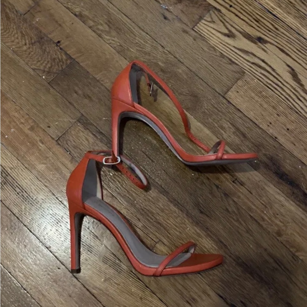 Stuart Weizmann Nudistsong size 6.5. 4inch . Color Tripoli Paprika like new